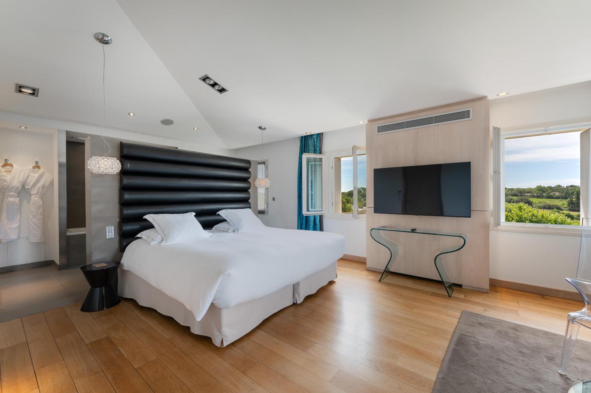 Deluxe Room Main Building