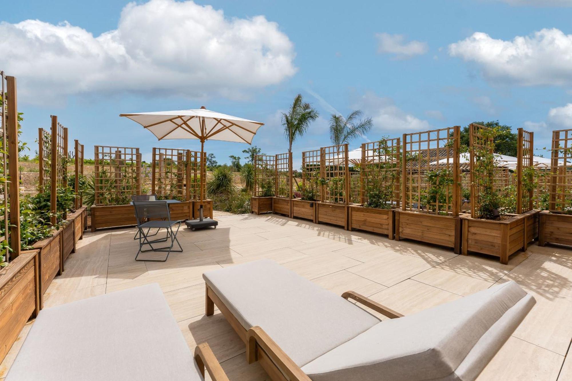 Junior Suite Terrace Main building