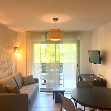 Lagrange Aparthotel Montpellier Millénaire-3